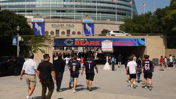 Chicago Bears fall to Denver Broncos at Soldier Field, fail to snag 1st win  of NFL season - ABC7 Chicago