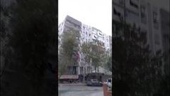 El impactante video que muestra la caída de un edificio tras el terremoto en Turquía