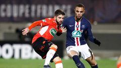Soccer Football - Coupe de France - Round of 32 - FC Lorient v Paris St Germain - Stade Yves Allainmat - Le Moustoir, Lorient, France - January 19, 2020   Lorient&#039;s Jimmy Cabot in action with Paris St Germain&#039;s Layvin Kurzawa       REUTERS/Steph