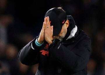 Liverpool boss Jürgen Klopp apologises to the Reds' fans after the 3-0 defeat to Brighton.