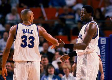 La leyenda de los New York Knicks firmó como agente libre con Orlando Magic en 2001 donde se retiraría del baloncesto profesional. Tras dar por finalizada su carrera, su dorsal 33 fue retirado en una ceremonia en el Madison Square Garden. En total disputó 1183 partidos, anotó 24.815 puntos, capturó 11.607 rebotes, y realizó 2.894 tapones.

