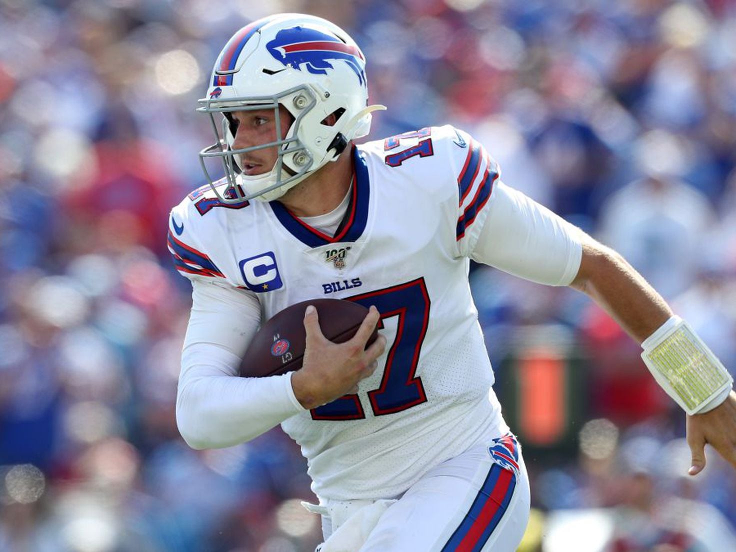 Jim Kelly: Bills' Josh Allen is going to break every record I have 