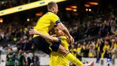 Sweden beat Spain 2-1 on Thursday night at the Friends Arena in Solna, marking a tough loss for La Roja, putting them at second place in the Group B table.