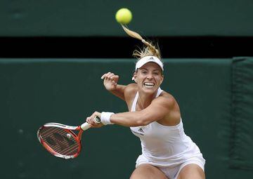 Germany's Angelique Kerber in action against Romania's Simona Halep.