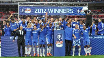 2012 fue un año redondo para el Chelsea, de la mano de Di Matteo, los Blues derrotaron en el certamen de copa al Liverpool. 