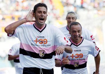 El lateral izquierdo fichó por el Palermo en 2004 cuando este se encontraba en la Serie B. Grosso fue uno de los pilares de un Palermo que terminó octavo en el Calcio en la temporada 2005-06.