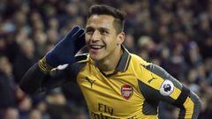 Arsenal&#039;s Alexis Sanchez celebrates after scoring a goal during the English Premier League soccer match between West Ham United and Arsenal at The London Stadium in London, Saturday Dec. 3, 2016. (AP Photo/Tim Ireland)
