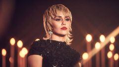 Miley Cyrus desafía la censura de Instagram con un posado con transparencias