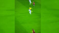 El carrerón de 70 metros de Benzema y el árbitro que enloquece a España