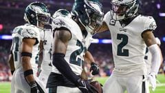 We have a new number one heading into the second half of the NFL season. Buffalo suffered a stunning loss to the Jets, while Philly remained undefeated.