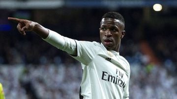 Real Madrid: Vinicius on his idol, tattoos, girls and hairstyles