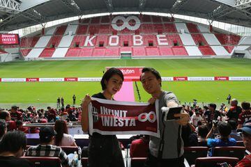 Andrés Iniesta presented at Vissel Kobe.