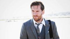 Lionel Messi con el nuevo traje formal de fuera del campo del FC Barcelona del dise&ntilde;ador estadounidense Thom Browne.