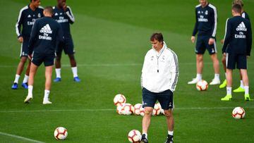Julen Lopetegui at Real Madrid training ahead of the Levante game. 