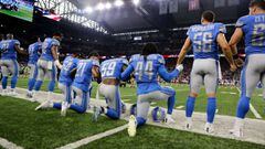 DETROIT, MI - SEPTEMBER 24: Members of the Detroit Lions take a knee during the playing of the national anthem prior to the start of the game against the Atlanta Falcons at Ford Field on September 24, 2017 in Detroit, Michigan.   Rey Del Rio/Getty Images/AFP == FOR NEWSPAPERS, INTERNET, TELCOS &amp; TELEVISION USE ONLY ==
