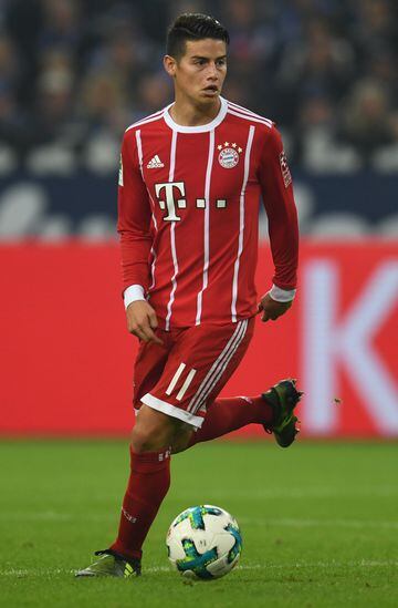 James Rodríguez, 26 años, su presente en Bayern ha servido para mostrar su mejor versión. Acumula 25 partidos con el equipo de Heynckes en todas las competencias, lleva 6 goles.