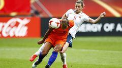 Van Sanden marcando el &uacute;nico gol del Holanda vs Noruega.