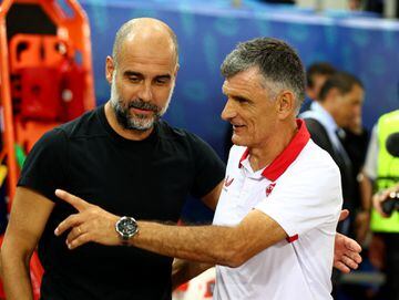 Pep Guardiola y José Luis Mendilibar, entrenadores del Manchester City y Sevilla respectivamente.