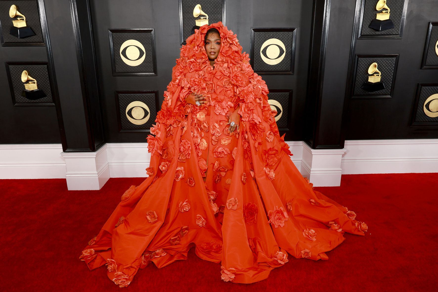 Lizzo showing up in a wild look at the 2023 Grammys