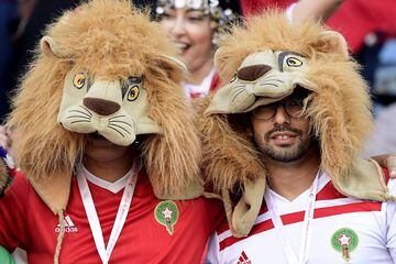 Morocco fans cheer for their team prior to the 2019 Africa Cup of Nations (CAN) Group B football match between South Africa and Morocco at the Al Salam Stadium in the Egyptian capital Cairo on July 1, 2019. 