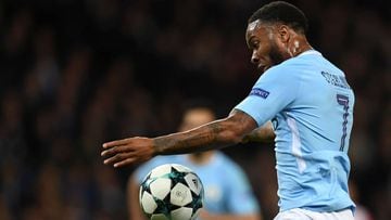 Manchester City&#039;s English midfielder Raheem Sterling controls the ball during the UEFA Champions League Group F football match between Manchester City and Feyenoord at the Etihad Stadium in Manchester, north west England, on November 21, 2017. / AFP 