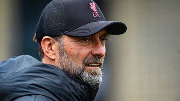 KIRKBY, ENGLAND - OCTOBER 14: (THE SUN OUT, THE SUN ON SUNDAY OUT) Jurgen Klopp manager of Liverpool during a training session at AXA Training Centre on October 14, 2022 in Kirkby, England. (Photo by Andrew Powell/Liverpool FC via Getty Images)