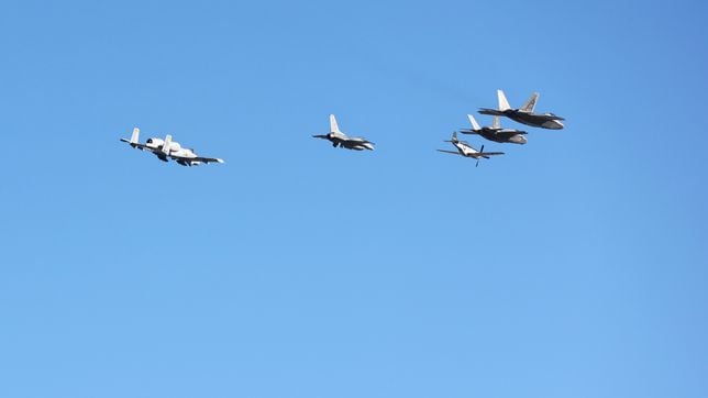 History being made with Super Bowl 2023 flyover: all-female team of pilots