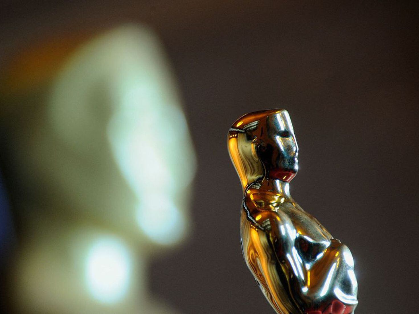 The 2022 Oscars show will have a host