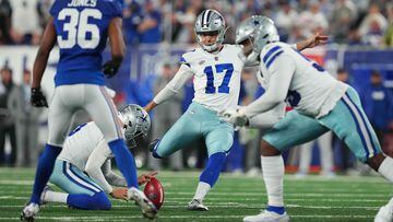 EAST RUTHERFORD, NEW JERSEY - SEPTEMBER 10: Brandon Aubrey #17 of the Dallas Cowboys kicks a field goal during the second quarter against the New York Giants at MetLife Stadium on September 10, 2023 in East Rutherford, New Jersey.   Mitchell Leff/Getty Images/AFP (Photo by Mitchell Leff / GETTY IMAGES NORTH AMERICA / Getty Images via AFP)