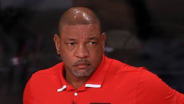 "I had no idea that I was at 999," 76ers coach Doc Rivers reacts after 1,000th NBA victory