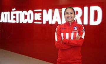 La lateral de 29 años de edad fue anunciada como nueva jugadora del Atlético de Madrid, equipo en el que compartirá con Leicy Santos. Arias militó en Atlético Nacional y Atlético Huila, además fue campeona de los Juegos Panamericanos del 2019 con la Selección Colombia.