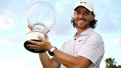 SUN CITY, SOUTH AFRICA - NOVEMBER 13:  Tommy Fleetwood of England poses with the  Nedbank Golf Challenge trophy after winning the Nedbank Golf Challenge on the 18th hole during Day Four of the Nedbank Golf Challenge at Gary Player CC on November 13, 2022 in Sun City, South Africa. (Photo by Stuart Franklin/Getty Images)