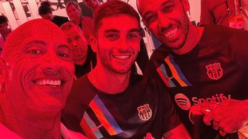 Dwayne Johnson, one more Barcelona fan: “Good to see my brothers”