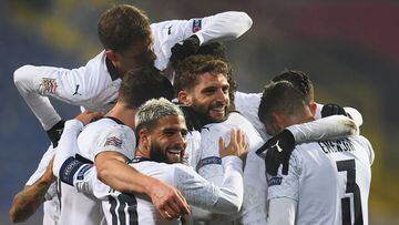 SARAJEVO, BOSNIA AND HERZEGOVINA - NOVEMBER 18:  Domenico Berardi of Italy celebrates with team-mates after scoring the second goal during the UEFA Nations League group stage match between Bosnia-Herzegovina and Italy at Stadium Grbavica on November 18, 2