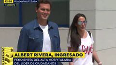 Albert Rivera abandonando el Hospital Universitario HM Puerta del Sur de M&oacute;stoles (Madrid) el 12 de julio de 2019, tras dos d&iacute;as ingresado por una gastroenteritis aguda, acompa&ntilde;ado de Mal&uacute;.