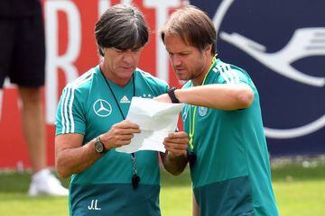 Joachim Löw and Thomas Schneider training session with Germany.