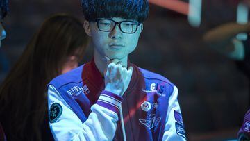 Faker looking very thoughtfully before the final against Samsung Galaxy.