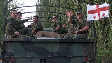 Soldados georgianos durante el conflicto en 2008 / Getty