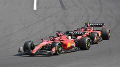 Charles Leclerc y Carlos Sainz (Ferrari SF-23). Hungaroring, Hungría. F1 2023.