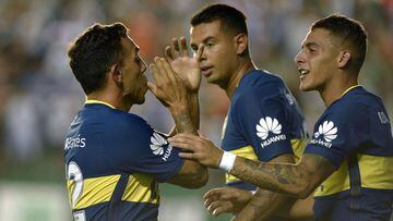 Carlos T&eacute;vez celebra el gol de la victoria de Boca Juniors ante Banfield.