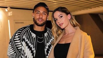 Neymar and Natalia Barulich: clues point to romance between model and PSG star