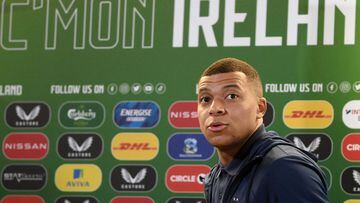 The Frenchman praised Ireland’s young, in-form forward who he says is an “important” player.
