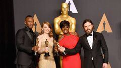 Mahersala Ali, Emma Stone,Viola Davisy Casey Affleck, los ganadores de los Oscar a la mejor interpretación.
