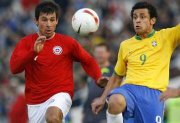 24 de marzo de 2007: En la ciudad sueca de Gotemburgo, nuevamente Brasil y Chile animarían un nuevo encuentro que teminó inclinado a favor de los pentacampeones del mundo. Esta vez, Brasil se impuso por 4 tantos a 0, con goles de Ronaldinho (15' y 49'), Kaká (30') y Juan (59')