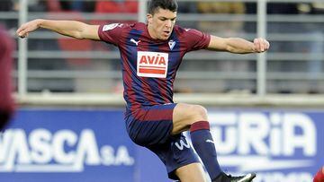 Ander Capa will only leave Eibar if Barcelona pay his buy-out