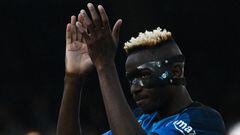 Napoli's Nigerian forward Victor Osimhen reacts during the Italian Serie A football match between SSC Napoli and Fiorentina on May 7, 2023 at the Diego-Maradona stadium in Naples. - Napoli makes their first appearance in front of their home fans on May 7 since becoming Italian champions for the first time since 1990 when they host Fiorentina. (Photo by Tiziana FABI / AFP)
