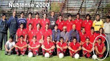 Cuando buscaba una oportunidad en el fútbol profesional. Chupete actuó por Ñublense en el año 2000.