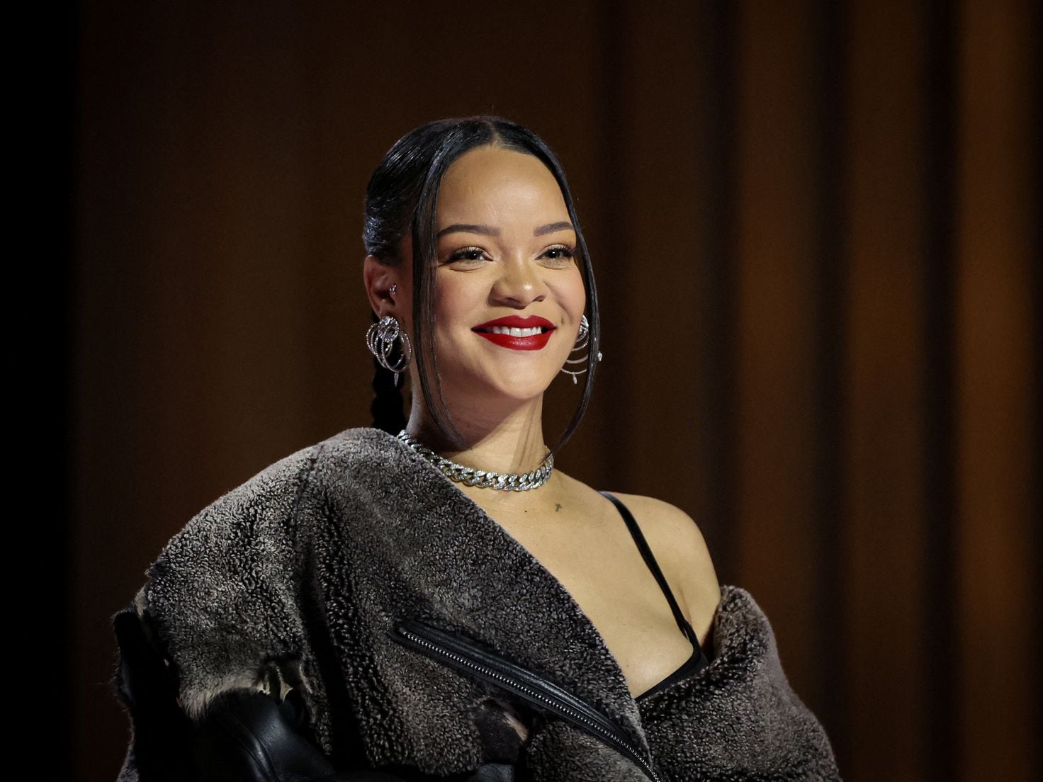 Shop Rihanna's Savage X Fenty Super Bowl Collection in Honor of Her  Halftime Show