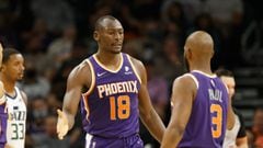 NBA round-up: Suns equal best-ever start, Garland matches LeBron in Cavs win