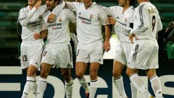 Beckham, Figo, Zidane, Raúl and Ronaldo celebrate a goal in the Stadio Olimpico in Rome.
